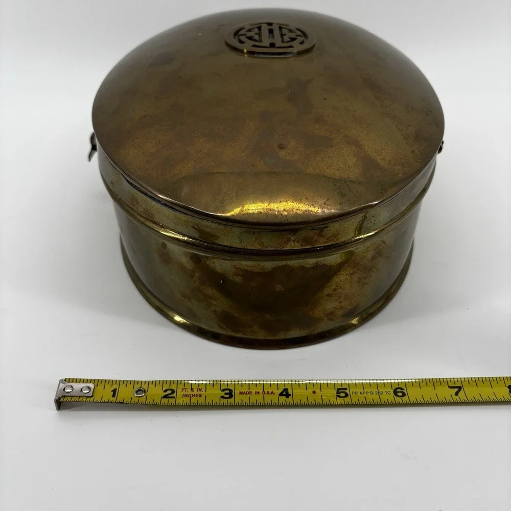 Vintage Brass Chinese Longevity Jewelry Trinket Keepsake Box, Oval, 11